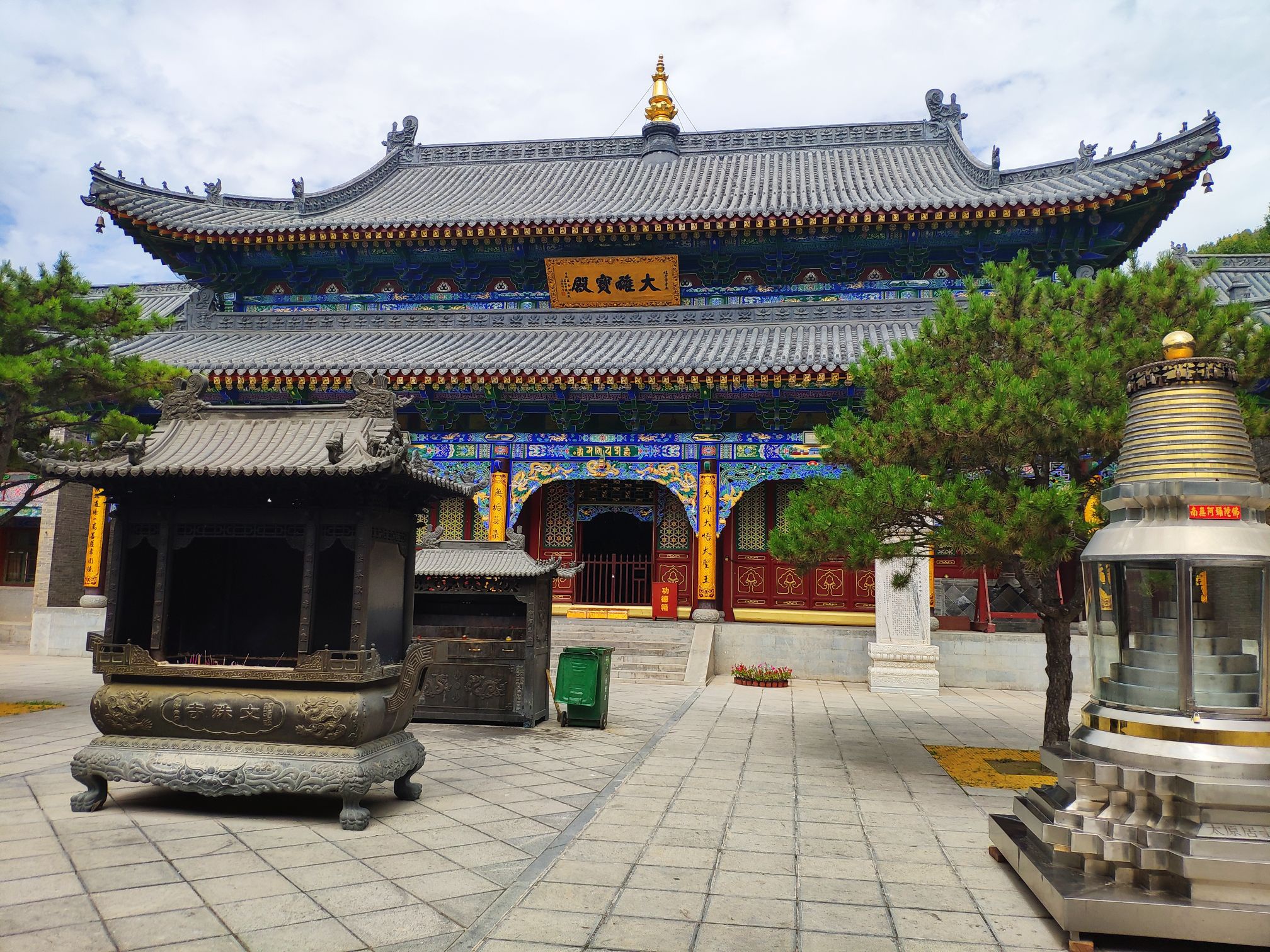 这里有超详细的停车攻略,让你轻松找到停车位,畅游五台山!